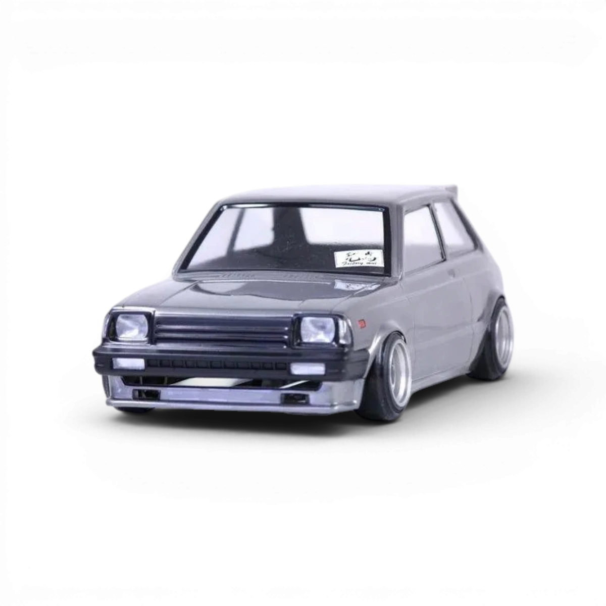 Modèle de carrosserie Toyota Starlet KP61 tardif de Pandora RC, voiture radiocommandée pour drift, vue de face.